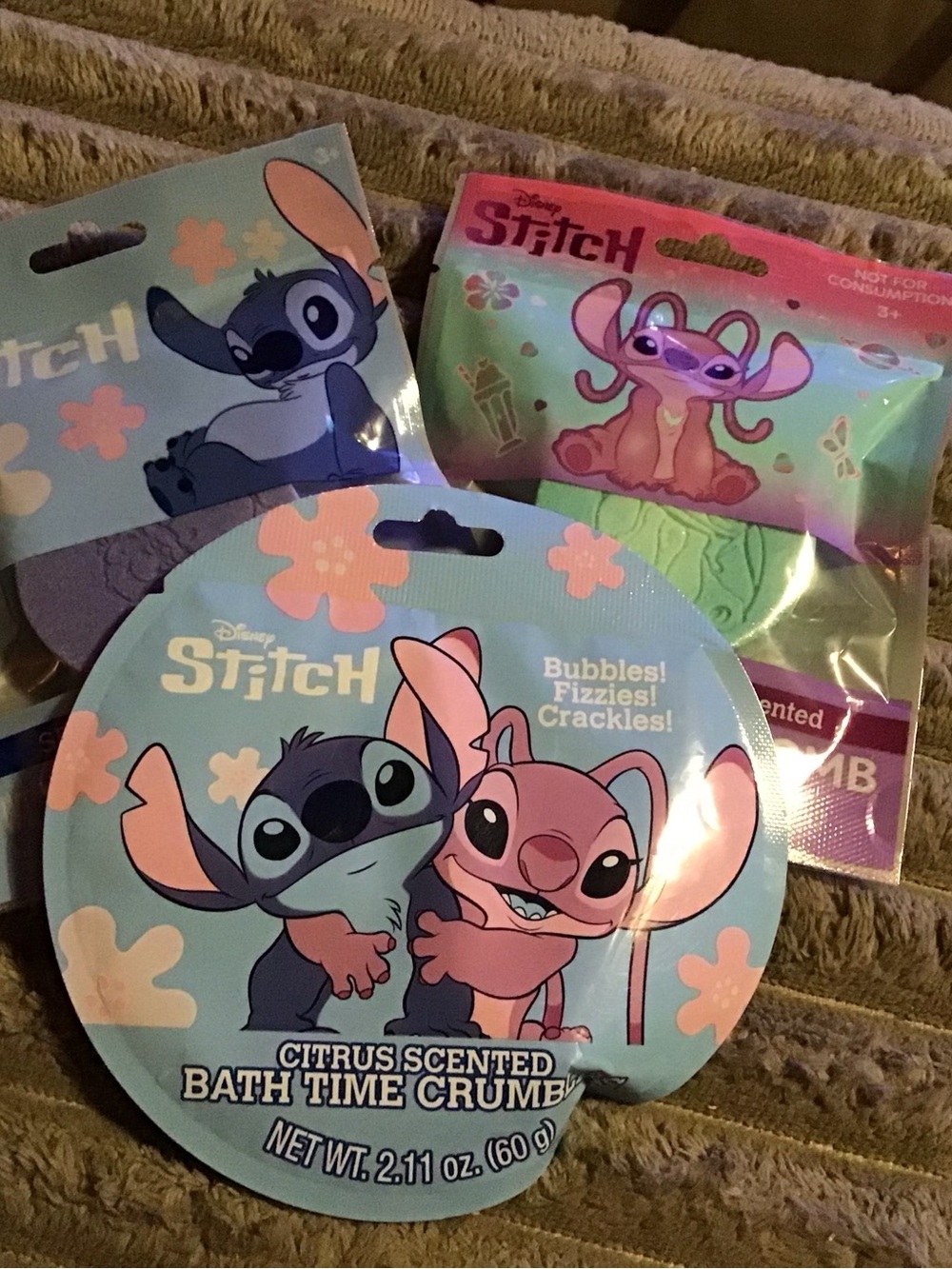 Disney Stitch Pink and Blue Citrus Bath Time Crumbs Pack